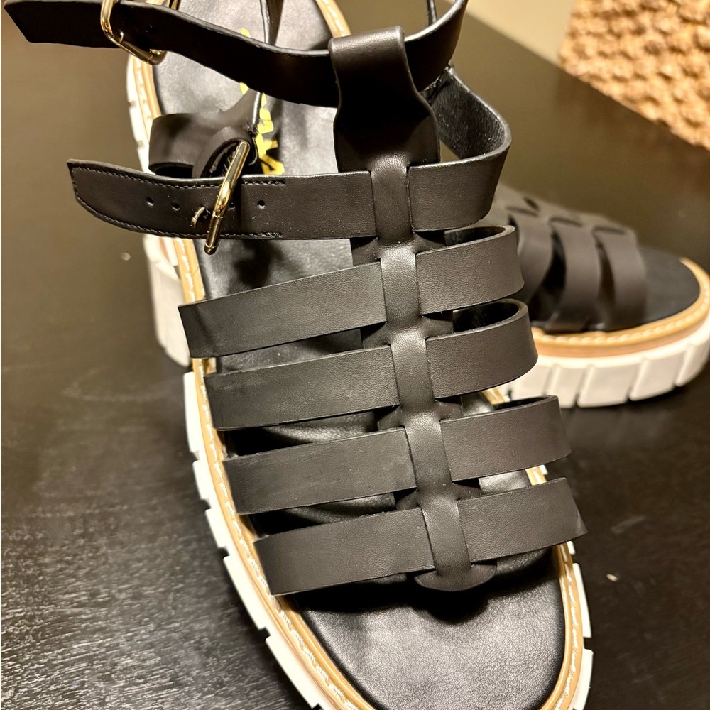 Novus Gladiator Sandals